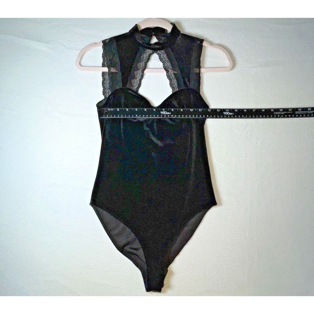 Women's XS Top Extra Sm Black Lace Trim Velvet Body Gothic Witchy Whimsygoth